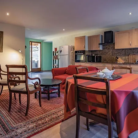 Sundrenched Relais De Poste In Apartamento *