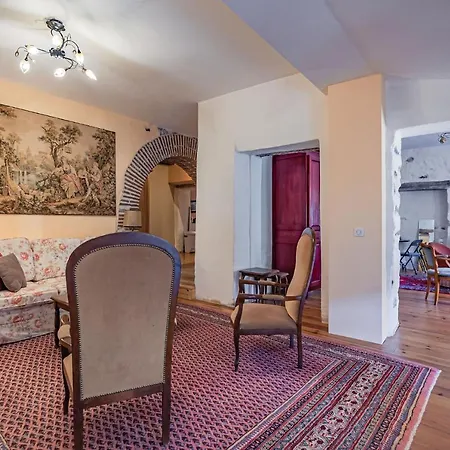 Sundrenched Relais De Poste In Apartamento Serdinya