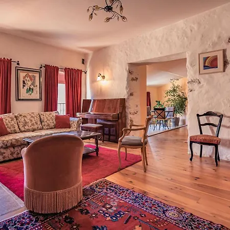 Apartamento Sundrenched Relais De Poste In Serdinya