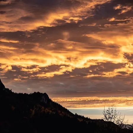 Sundrenched Relais De Poste In Apartmán