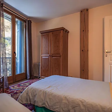 Sundrenched Relais De Poste In Apartmán *