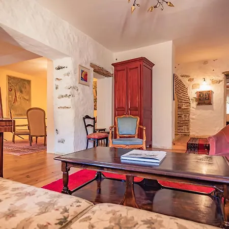 Apartamento Sundrenched Relais De Poste In Serdinya