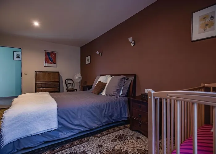 Sundrenched Relais De Poste In *