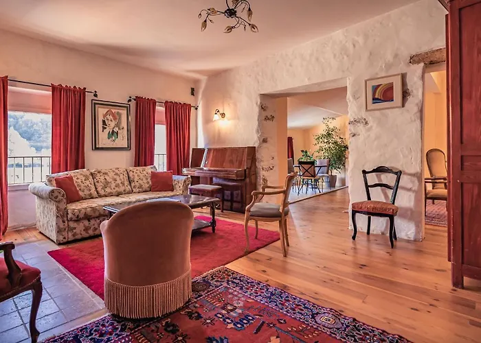 Apartament Sundrenched Relais De Poste In Serdinya