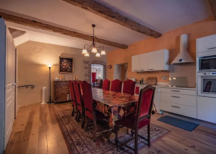 Sundrenched Relais De Poste In Apartament *