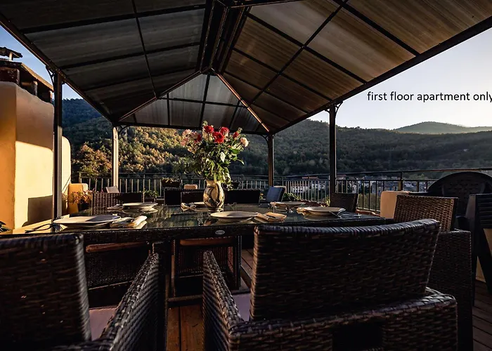 Sundrenched Relais De Poste In