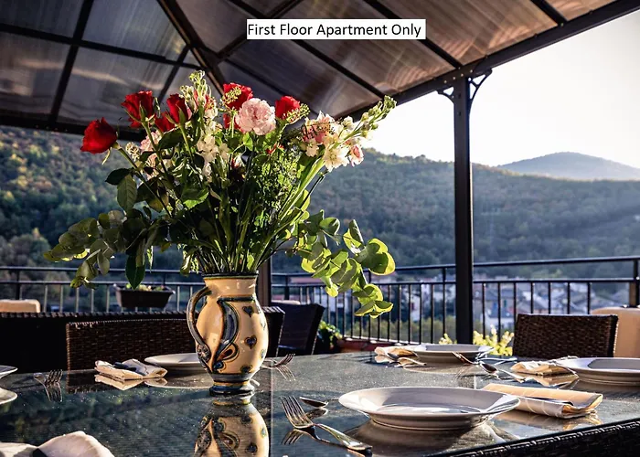 Apartament Sundrenched Relais De Poste In